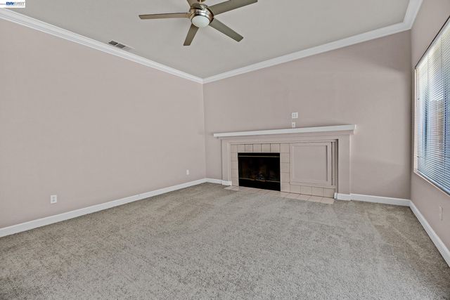 406 Grenadine Way, Hercules, CA 94547