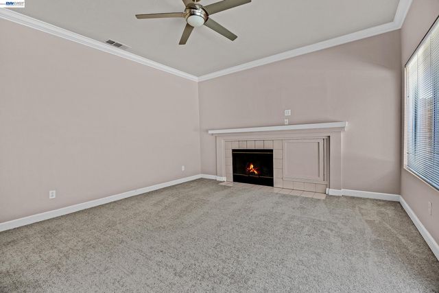 406 Grenadine Way, Hercules, CA 94547