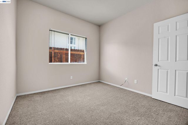 406 Grenadine Way, Hercules, CA 94547
