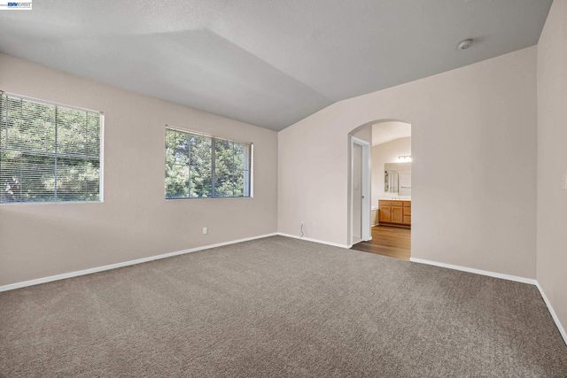 406 Grenadine Way, Hercules, CA 94547