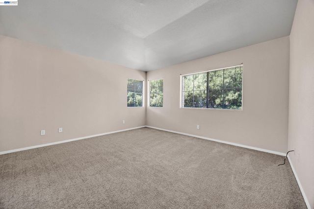 406 Grenadine Way, Hercules, CA 94547
