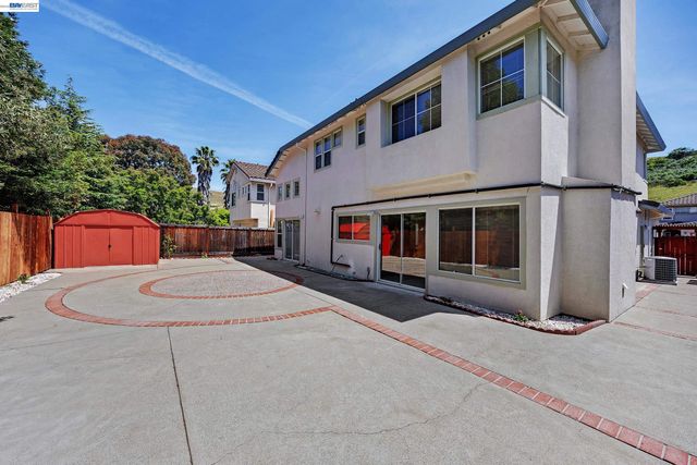 406 Grenadine Way, Hercules, CA 94547