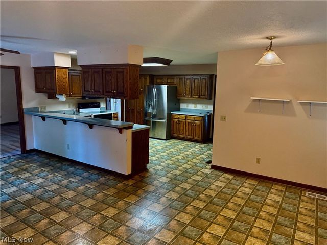 1362 Turkeyfoot Lake Road, Barberton, OH 44203