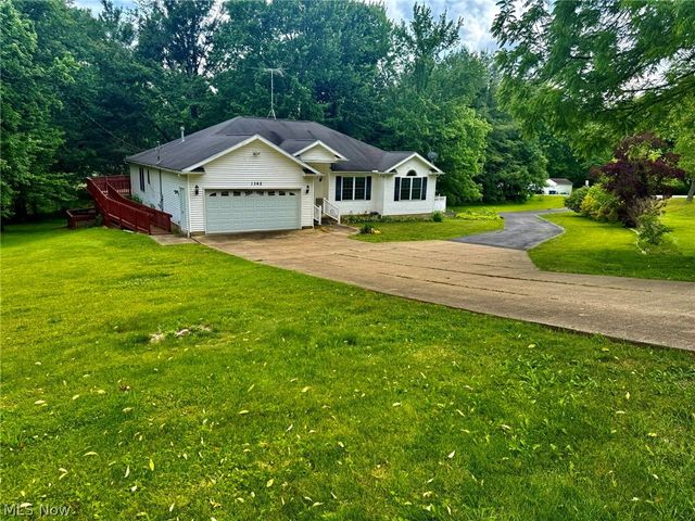 1362 Turkeyfoot Lake Road, Barberton, OH 44203