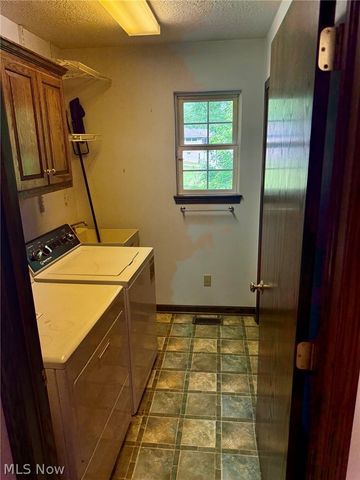 1362 Turkeyfoot Lake Road, Barberton, OH 44203