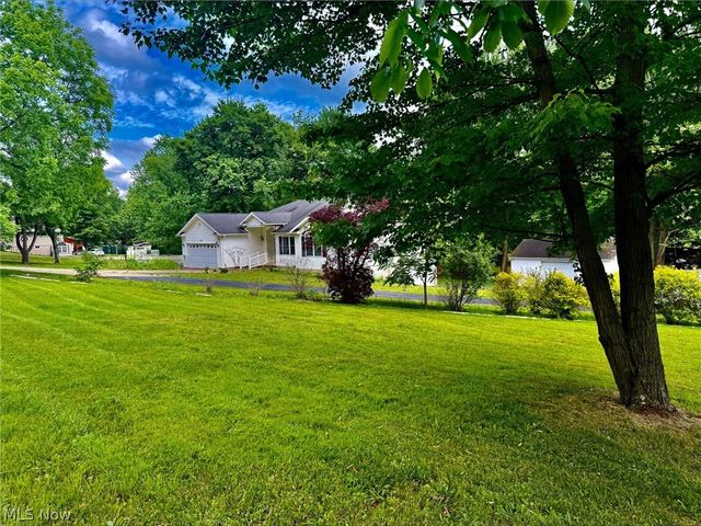 1362 Turkeyfoot Lake Road, Barberton, OH 44203