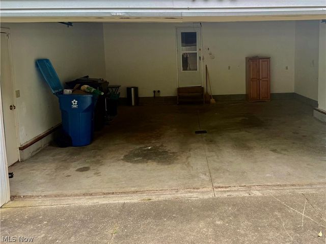 1362 Turkeyfoot Lake Road, Barberton, OH 44203