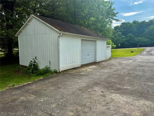1362 Turkeyfoot Lake Road, Barberton, OH 44203