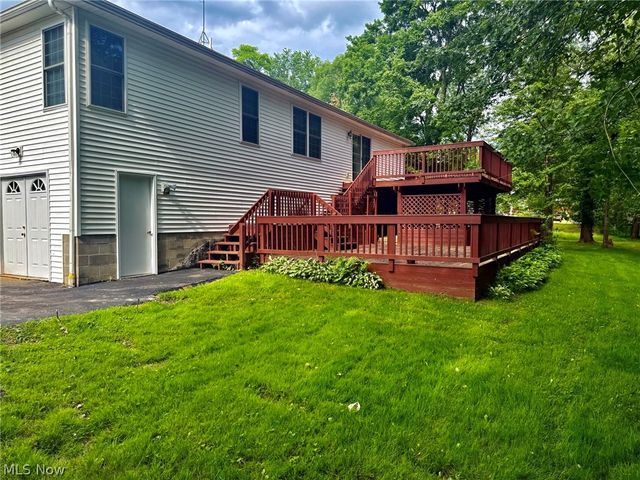 1362 Turkeyfoot Lake Road, Barberton, OH 44203