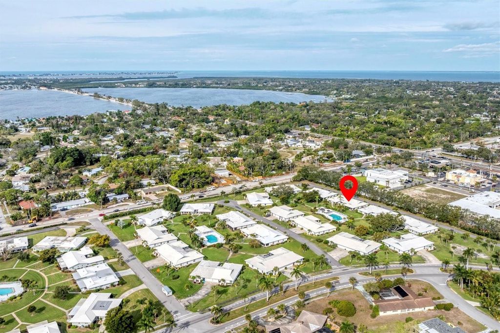 Image 44 of property listing at 7401 7TH AVENUE W 5807, Bradenton, FL 34209