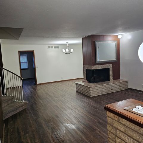 6330 E Orme St, Wichita, KS 67218