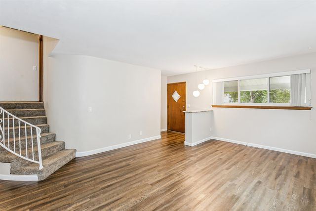 6330 E Orme St, Wichita, KS 67218