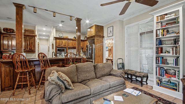1 Pond Side Drive, Jackson, MS 39211