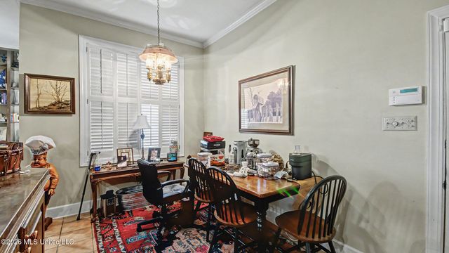 1 Pond Side Drive, Jackson, MS 39211