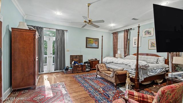 1 Pond Side Drive, Jackson, MS 39211