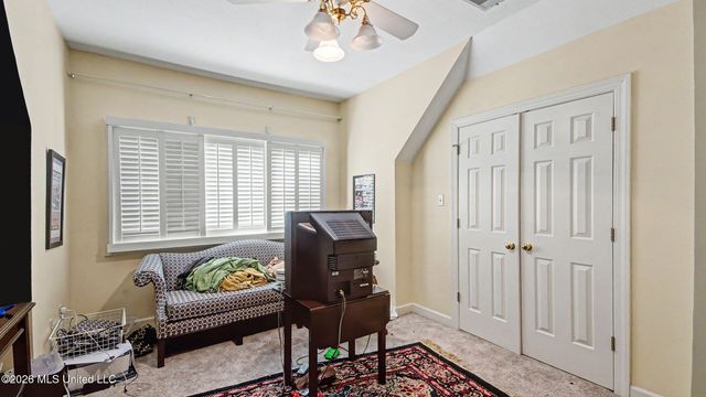 1 Pond Side Drive, Jackson, MS 39211