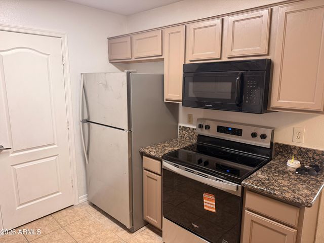 3511 E BASELINE Road 1126, Phoenix, AZ 85042