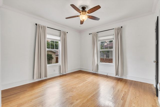 2105 HIGHLAND Avenue, Davenport, IA 52803