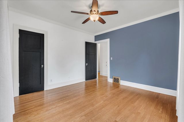 2105 HIGHLAND Avenue, Davenport, IA 52803