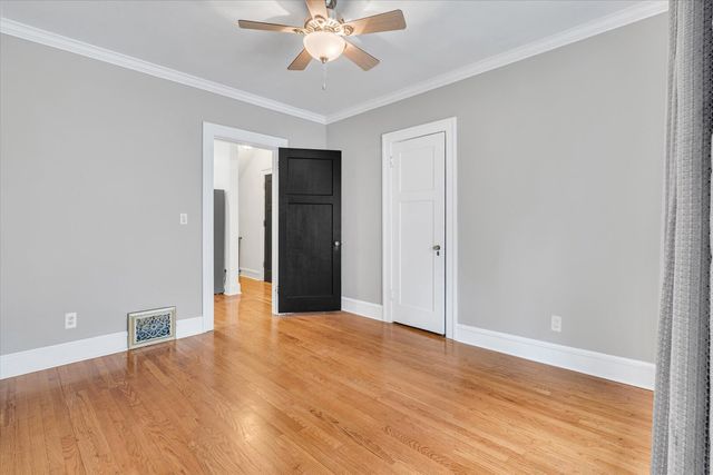 2105 HIGHLAND Avenue, Davenport, IA 52803