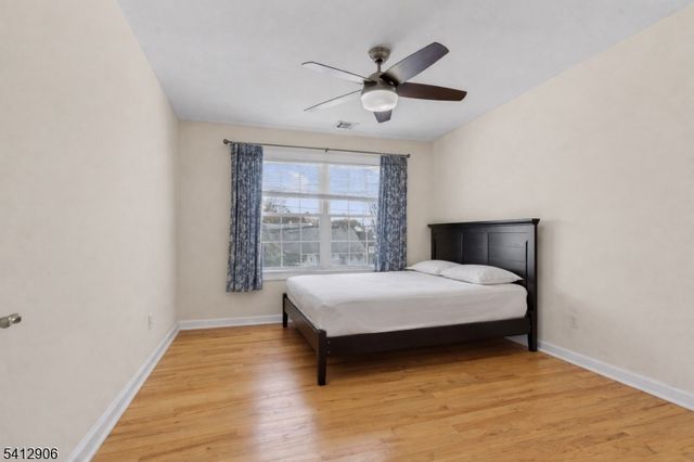 7 Dobson Rd, Edison Twp., NJ 08817