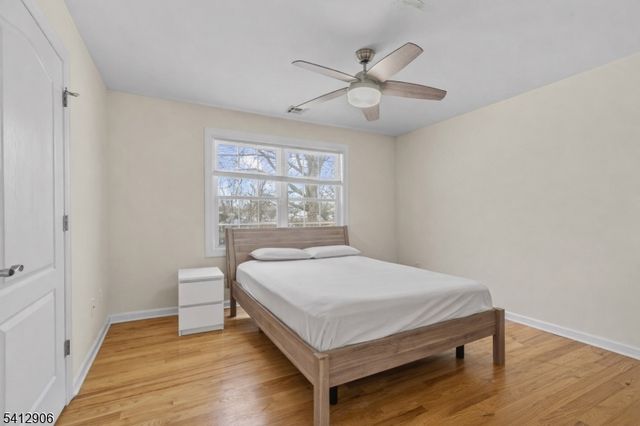 7 Dobson Rd, Edison Twp., NJ 08817