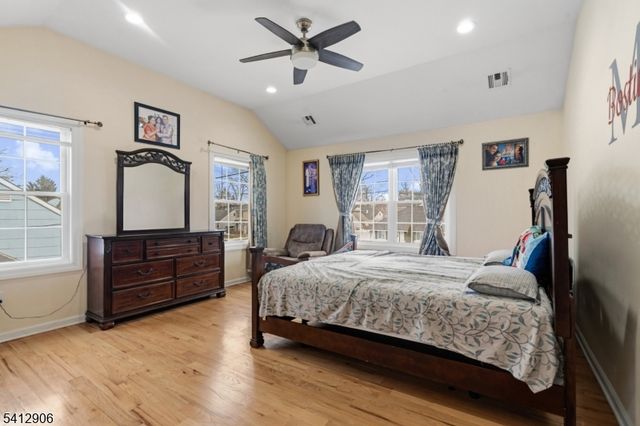 7 Dobson Rd, Edison Twp., NJ 08817