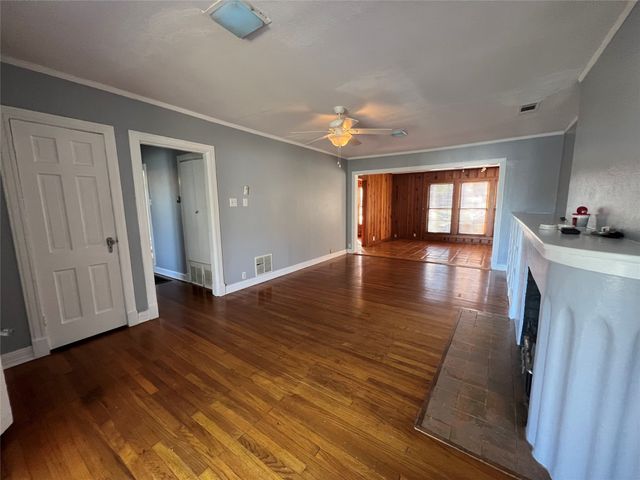 1315 Panhandle Street, Denton, TX 76201