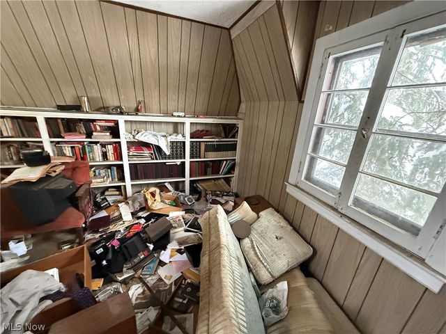 16321 Stockbridge Avenue, Cleveland, OH 44128