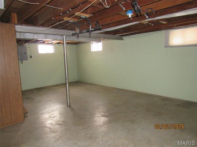 245 Alma Drive, Hazelwood, MO 63042