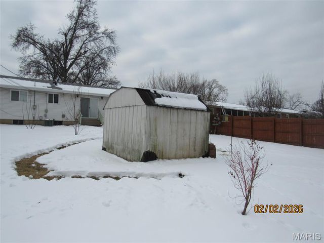 245 Alma Drive, Hazelwood, MO 63042