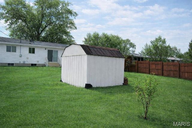 245 Alma Drive, Hazelwood, MO 63042