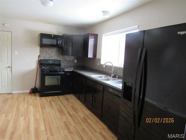 245 Alma Drive, Hazelwood, MO 63042