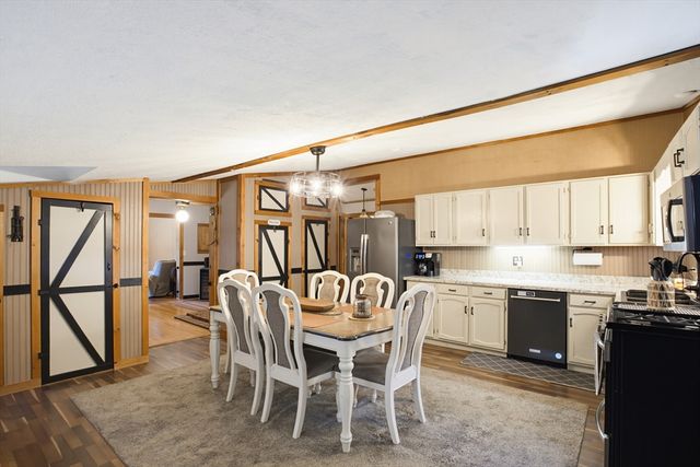 4 Cheney, Blackstone, MA 01504