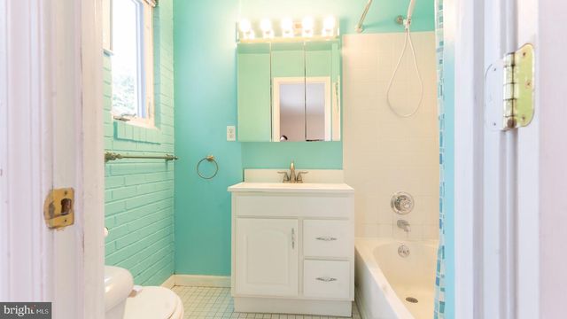 9228 E PARKHILL DR, Bethesda, MD 20814