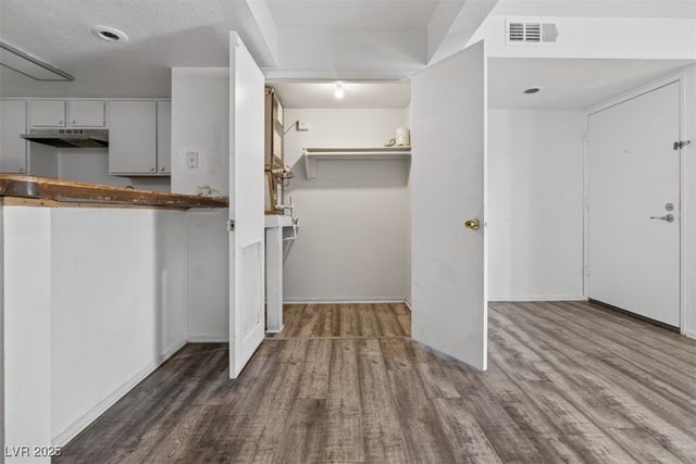 3720 Desert Marina Drive 29, Laughlin, NV 89029