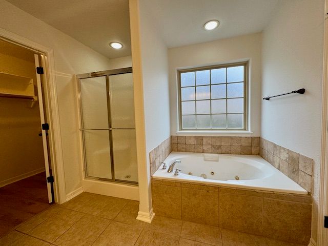 6106 S 36th Street, Rogers, AR 72758