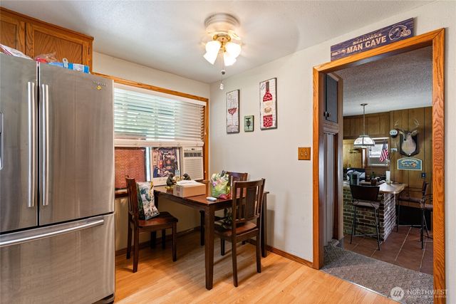 26508 132nd Avenue SE, Kent, WA 98042