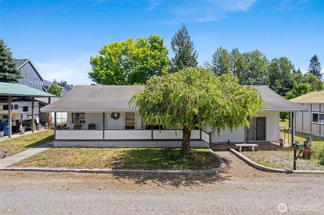26508 132nd Avenue SE, Kent, WA 98042