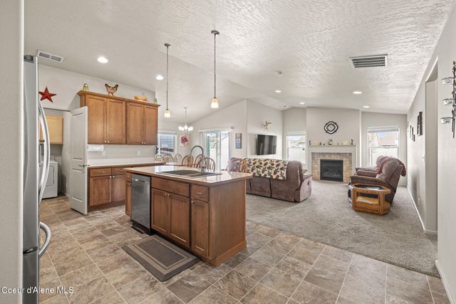 4089 W Belgrave Way, Hayden, ID 83835