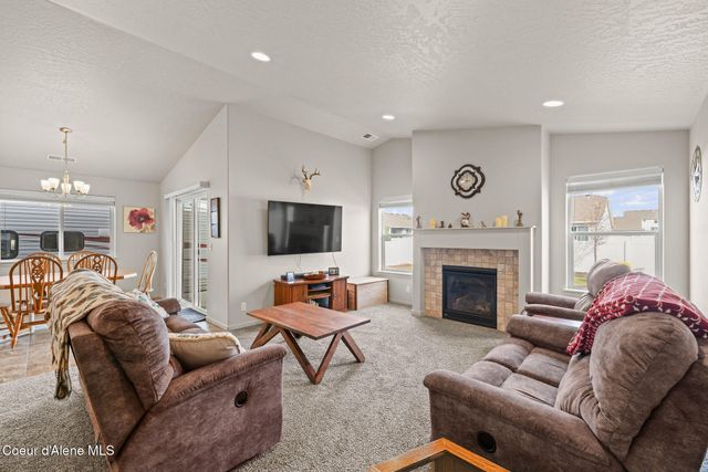4089 W Belgrave Way, Hayden, ID 83835