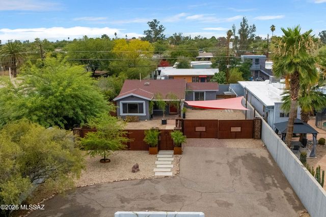 2556 E Linden Street, Tucson, AZ 85716