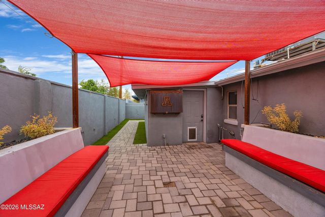 2556 E Linden Street, Tucson, AZ 85716