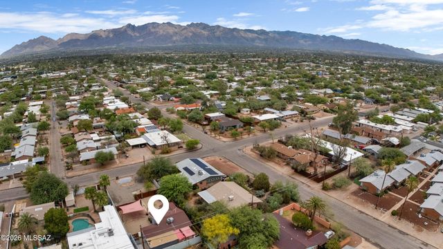 2556 E Linden Street, Tucson, AZ 85716