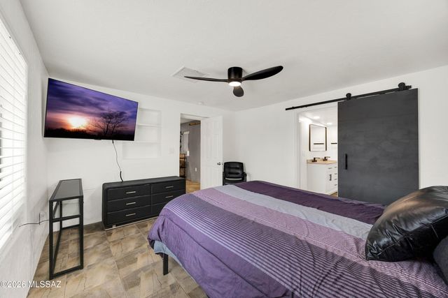 2556 E Linden Street, Tucson, AZ 85716