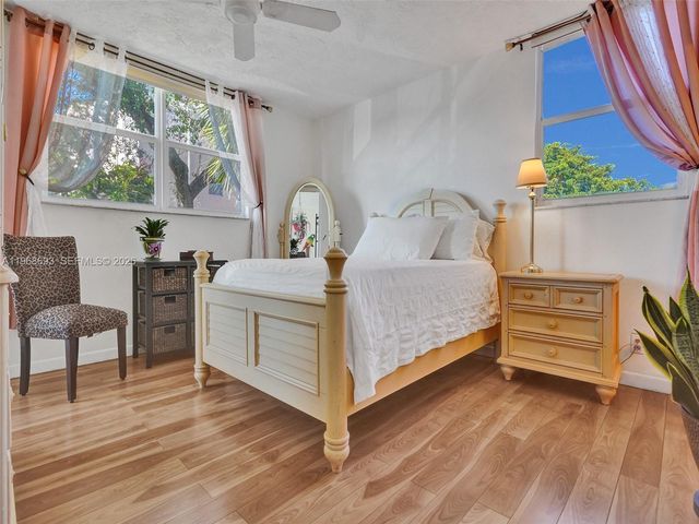2861 Somerset Drive 211, Lauderdale Lakes, FL 33311