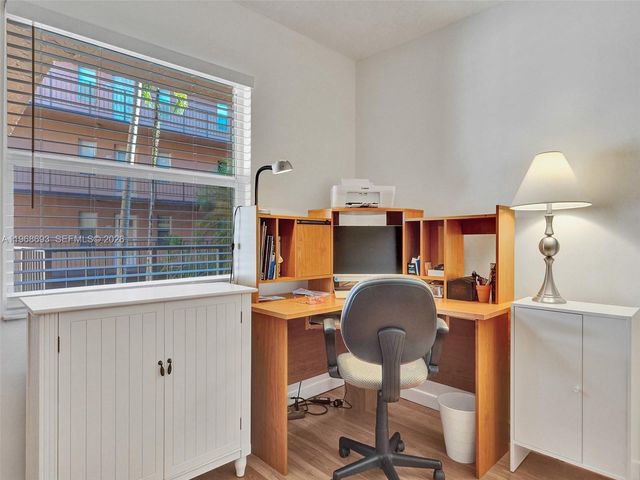 2861 Somerset Drive 211, Lauderdale Lakes, FL 33311