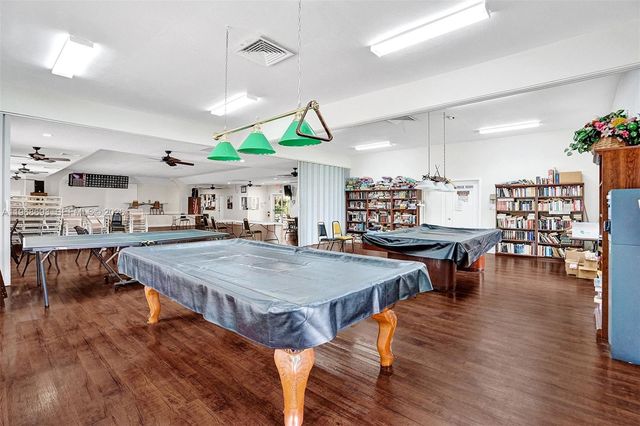 2861 Somerset Drive 211, Lauderdale Lakes, FL 33311