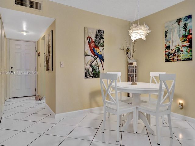 2861 Somerset Drive 211, Lauderdale Lakes, FL 33311
