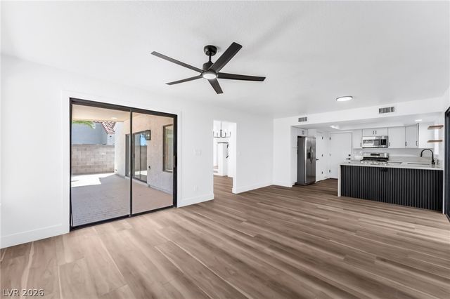 3220 Ventana Hills Drive, Las Vegas, NV 89117